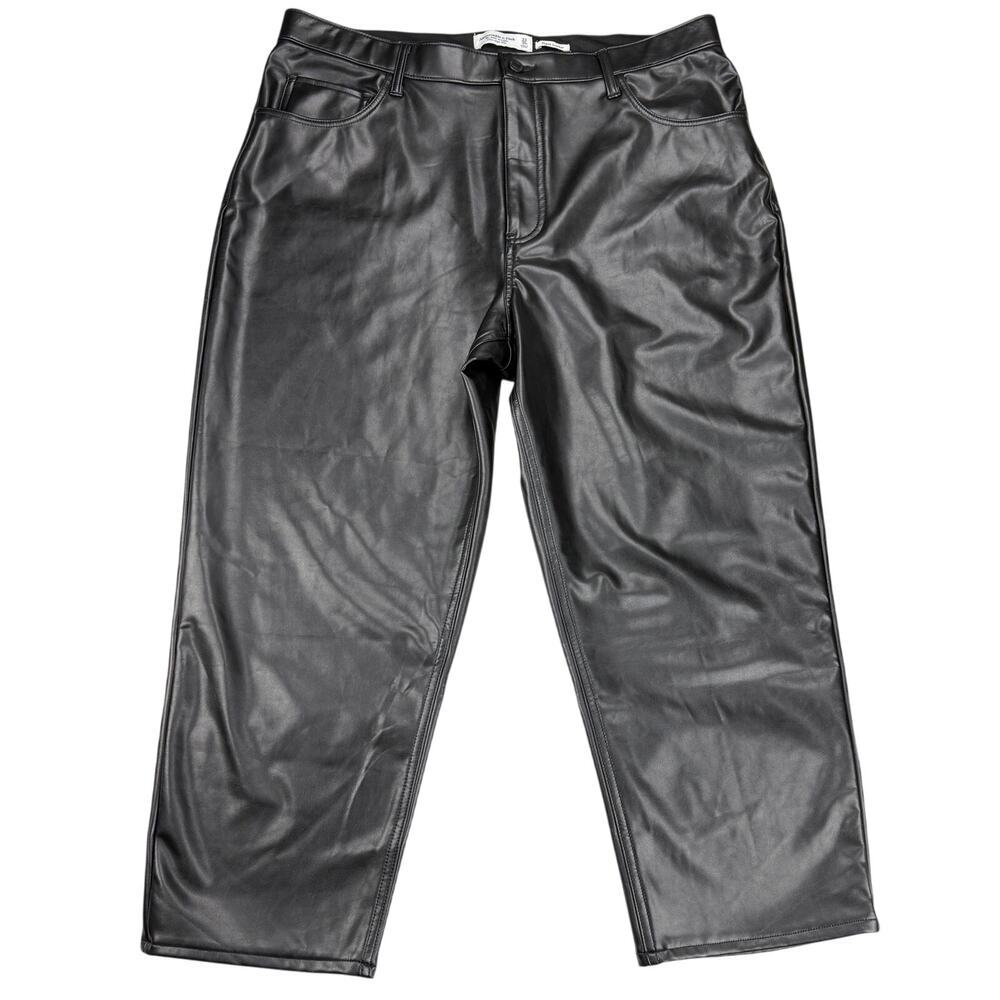 ABERCROMBIE & FITCH Ankle Straight Ultra High Rise Vegan Leather Pant 33 SHORT - Picture 3 of 7